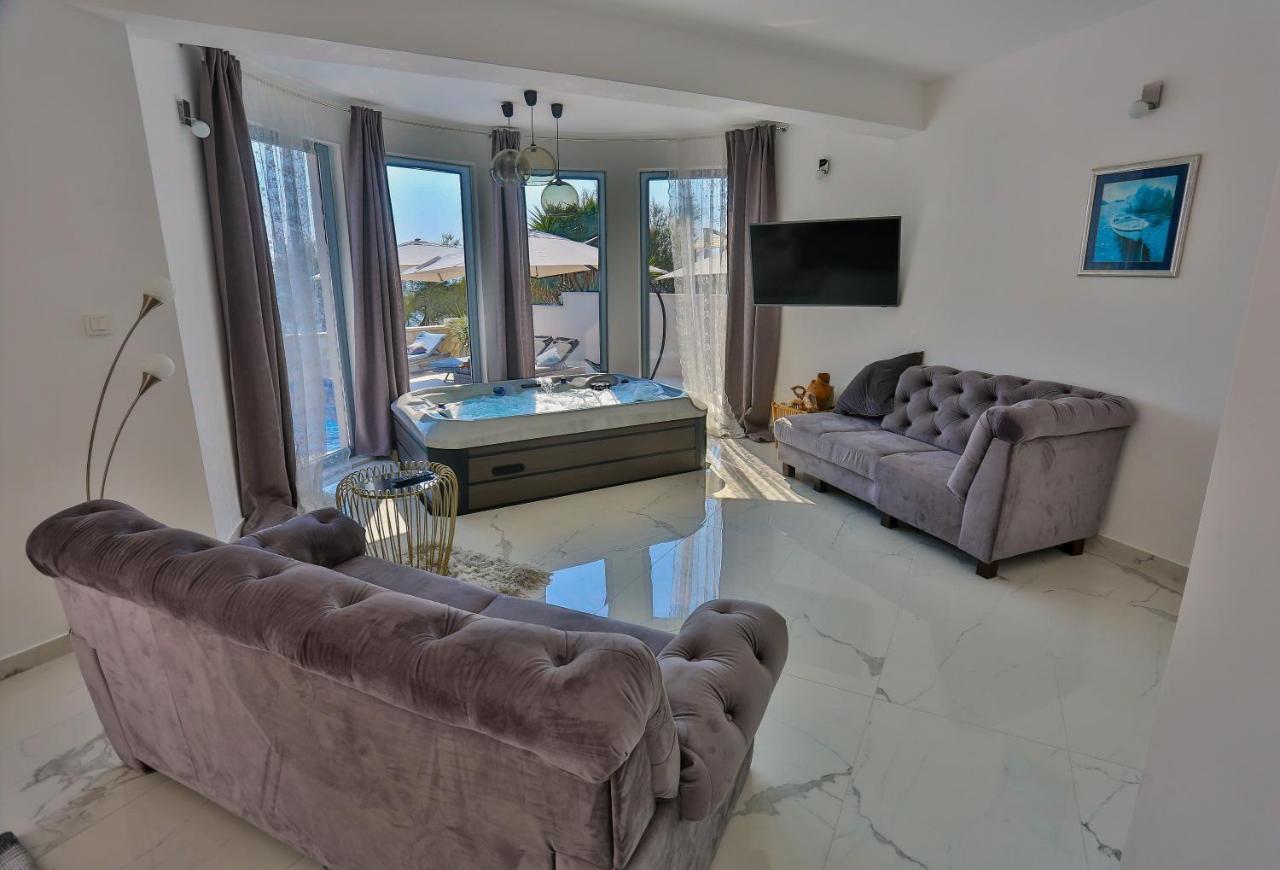 Villa Marin Севид Екстериор снимка